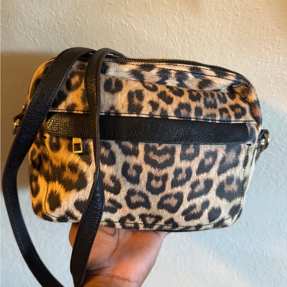 Jessica Simpson leopard print